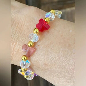 Pretty Butterfly Crystal Stretch Bead Bracelet NEW